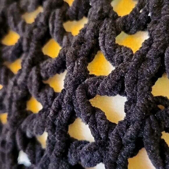 MOTH Anthropology Soft Black Cropped Chunky Knitted Pullover Sweater Top Small - Picture 3 of 12